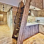 Holiday home Domkitomki, Winnica Sindaco Biskupice (Czestochowa)