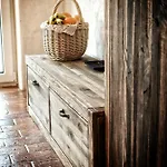 Holiday home Domkitomki, Winnica Sindaco Biskupice (Czestochowa)