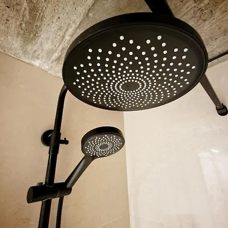 Semesterbostad Domkitomki, Winnica Sindaco *