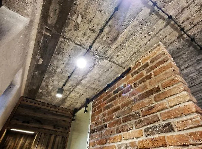 Dom wakacyjny Domkitomki, Winnica Sindaco Biskupice