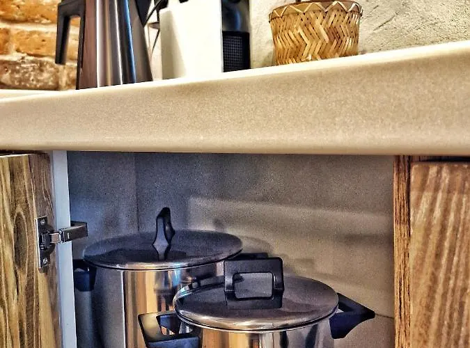 Domkitomki, Winnica Sindaco * Biskupice Kocurów