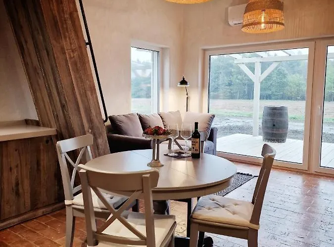 Domkitomki, Winnica Sindaco Vakantiehuis